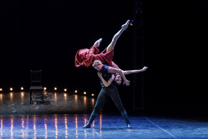 Балет Эйфмана «Красная Жизель». Фото Евгения Матвеева