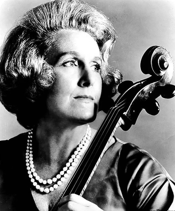 Зара Нельсова