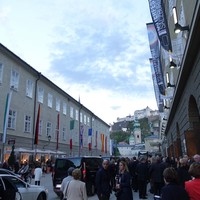 Купите себе немного оперы