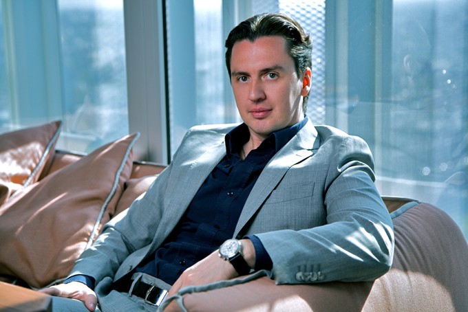 Денис Власенко. Фото с официального сайта.