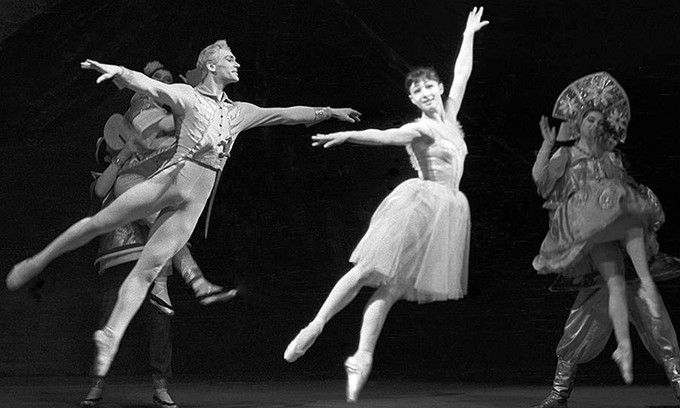 Владимир Васильев и Екатерина Максимова. «Щелкунчик» в постановке Юрия Григоровича, 1966 год