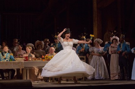 «Любовный напиток» в Метрополитен-опере