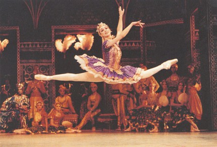 Элизабет Платель